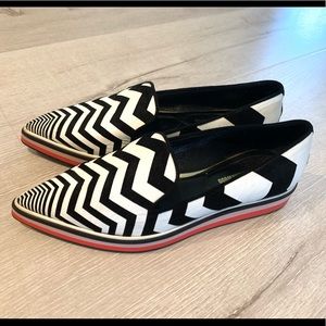 Like new! Worn few times!Nicholas Kirkwood!